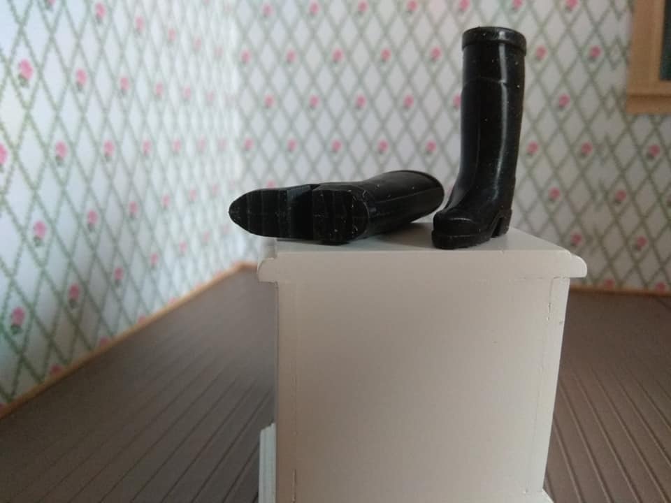 schwarze stiefel 1:12
