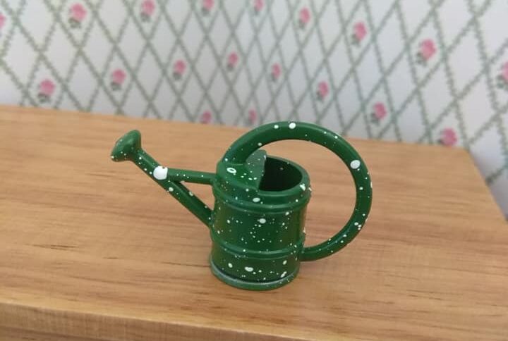 grüne Giesskanne 1:12
