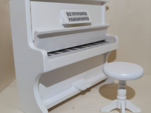 Klavier mit Hocker weiss 1:12 für das Puppenhaus
