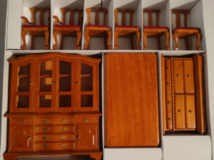 Esszimmer in braun 1:12