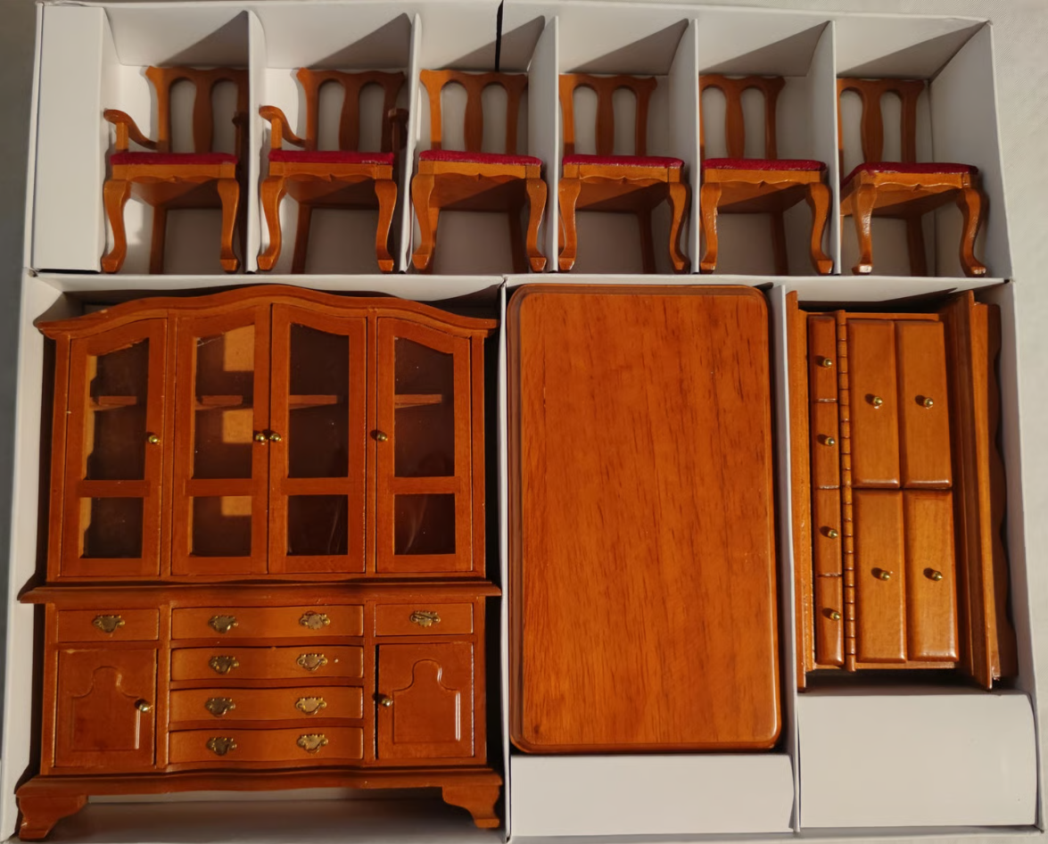 Esszimmer braun 1