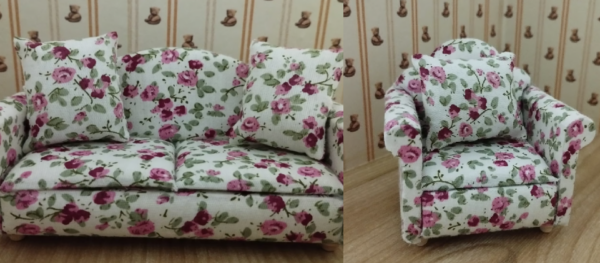 Sessel oder Sofa mit Blumenmuster in 1:12 für das Puppenhaus