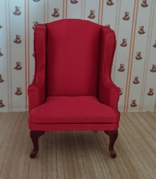 roter Kaminsessel
