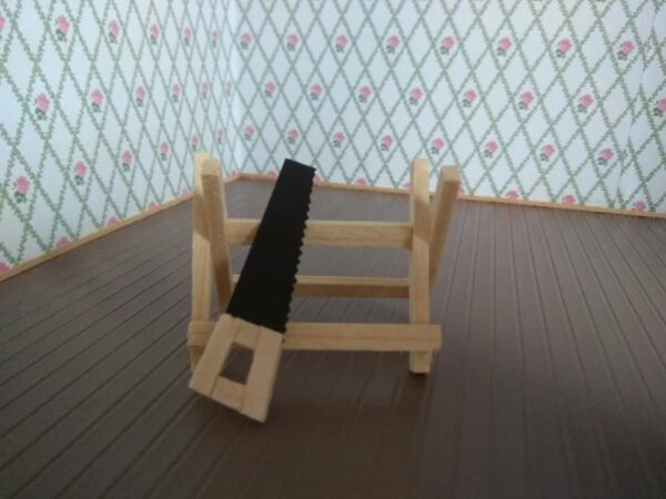 Fuchsschwanz/Säge 1:12 für das Puppenhaus