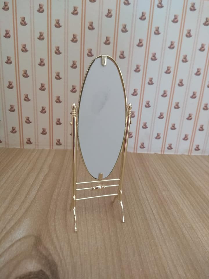 Standspiegel in gold 1:12 für das Puppenhaus