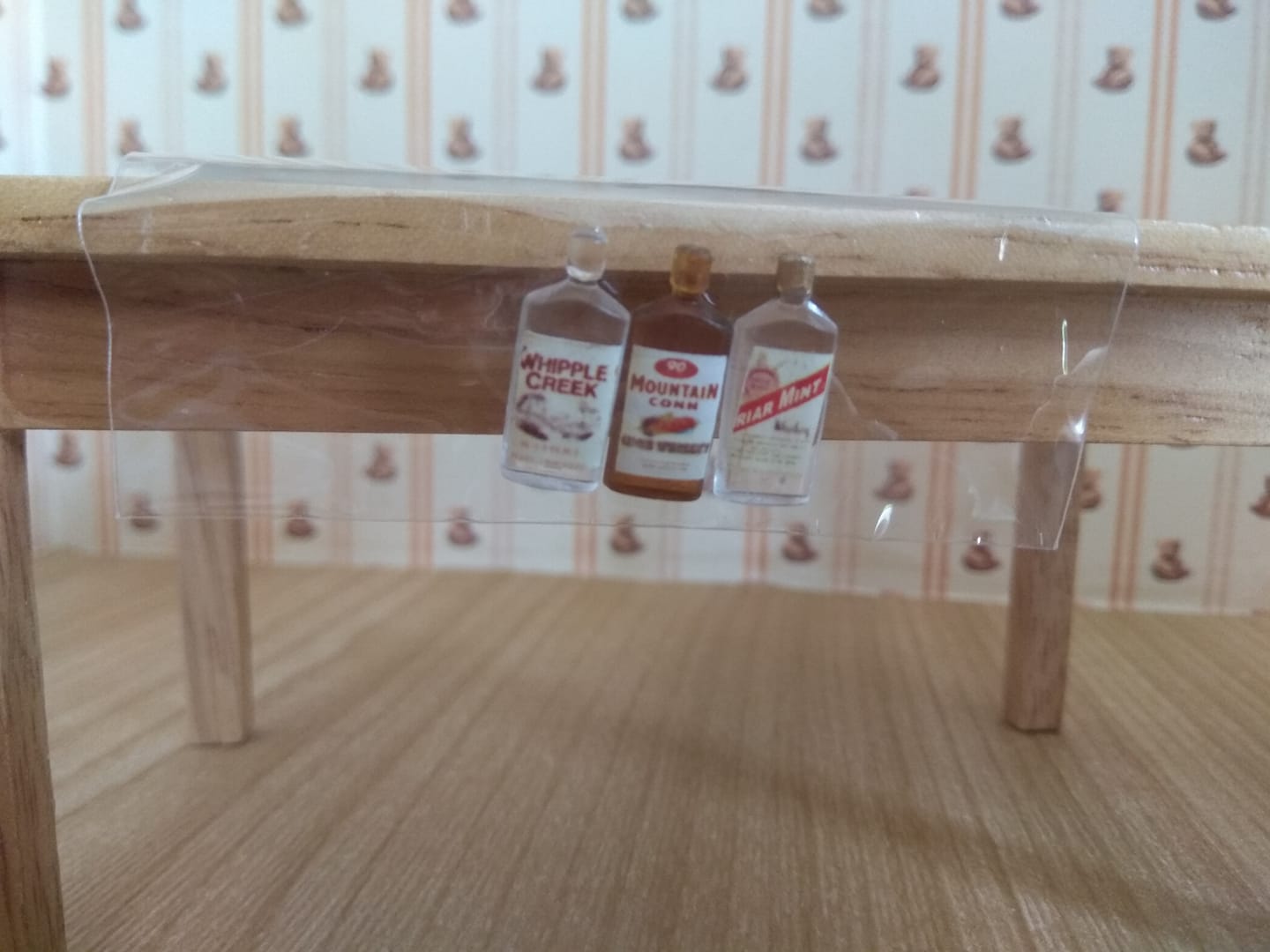 3er Set Rumflaschen für das Puppenhaus