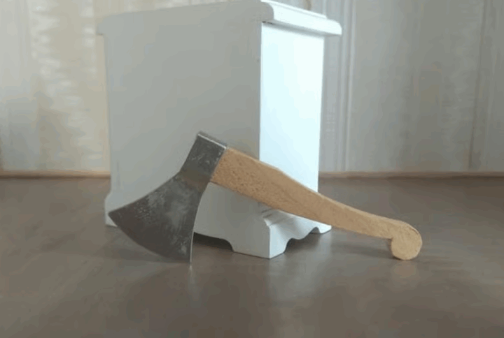 Axt für das Puppenhaus Miniatur