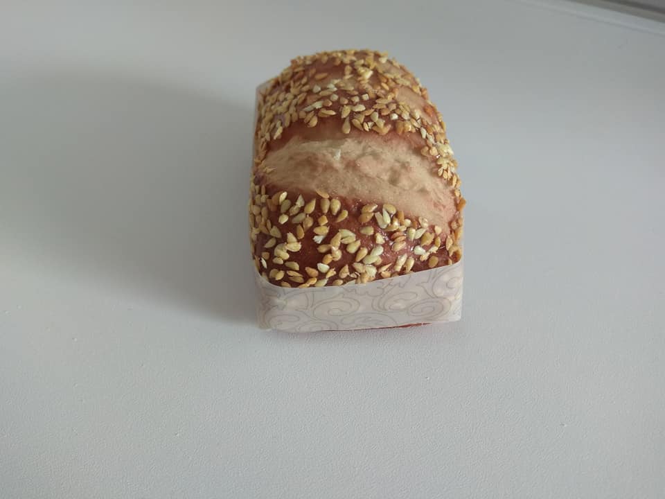 Kastenbrot mit Körnern Miniatur Deko