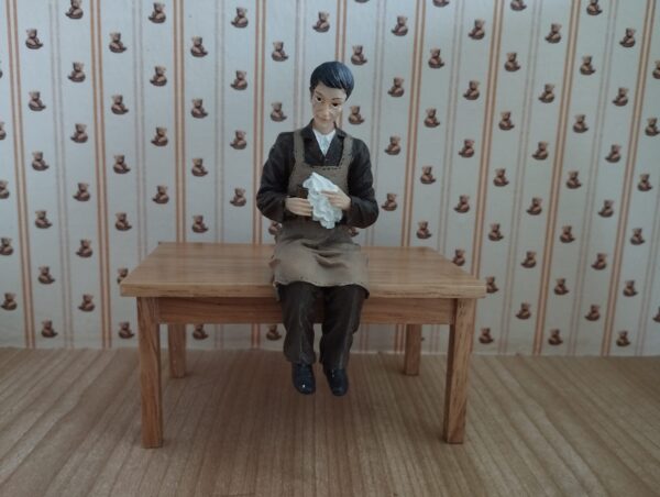 Resinfigur Butler 1:12