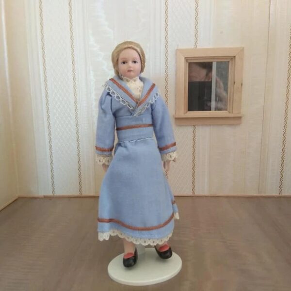 Puppenhauspuppe, Biegepuppe 1:12, Frau mit blauem Kleid