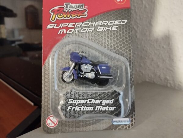 Miniatur Motorrad aus Kunststoff, verschiedene Farben , ab 3 Jahre