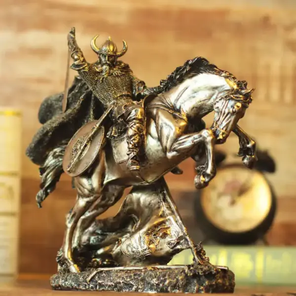 Wikinger auf Pferd, Skulptur, Resinfigur