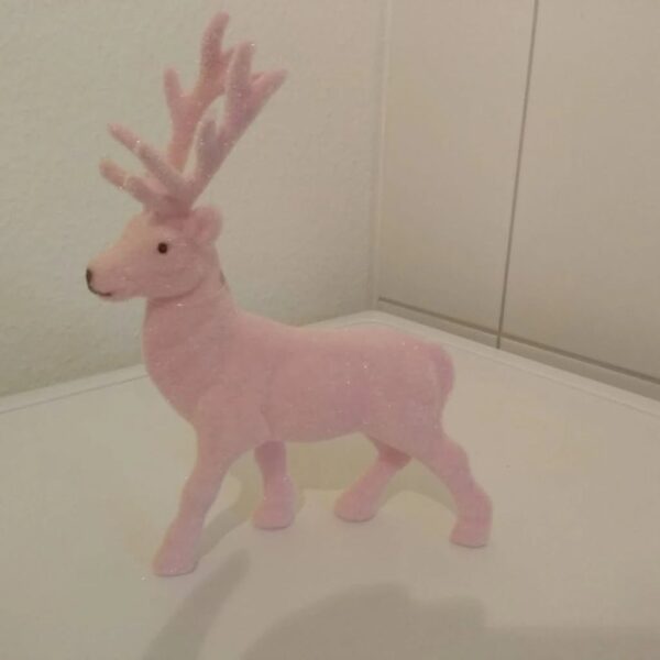Hirsch in rosa, beflockt